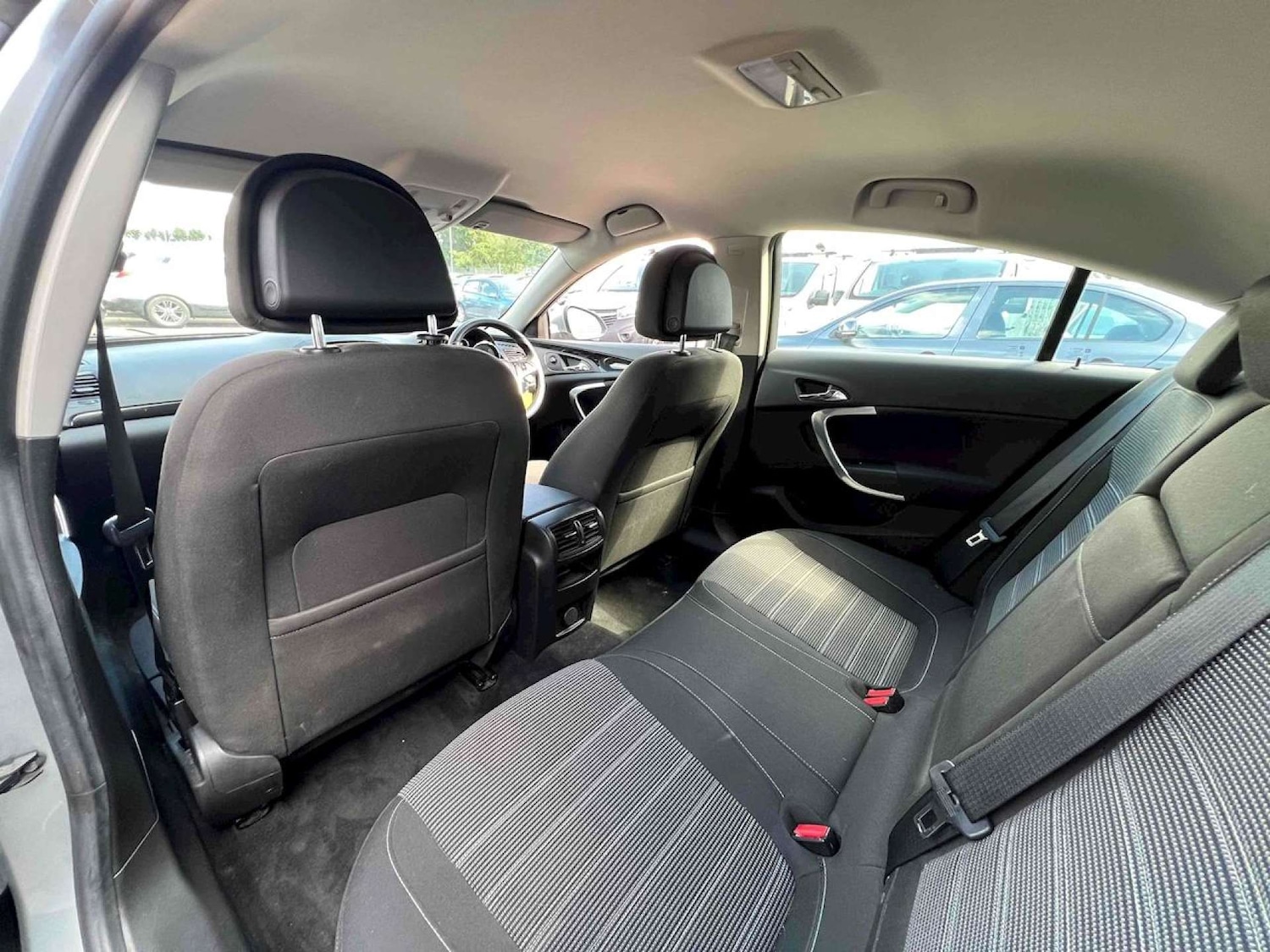 Used Vauxhall Insignia 2011 for sale - 77872394: Photo 16