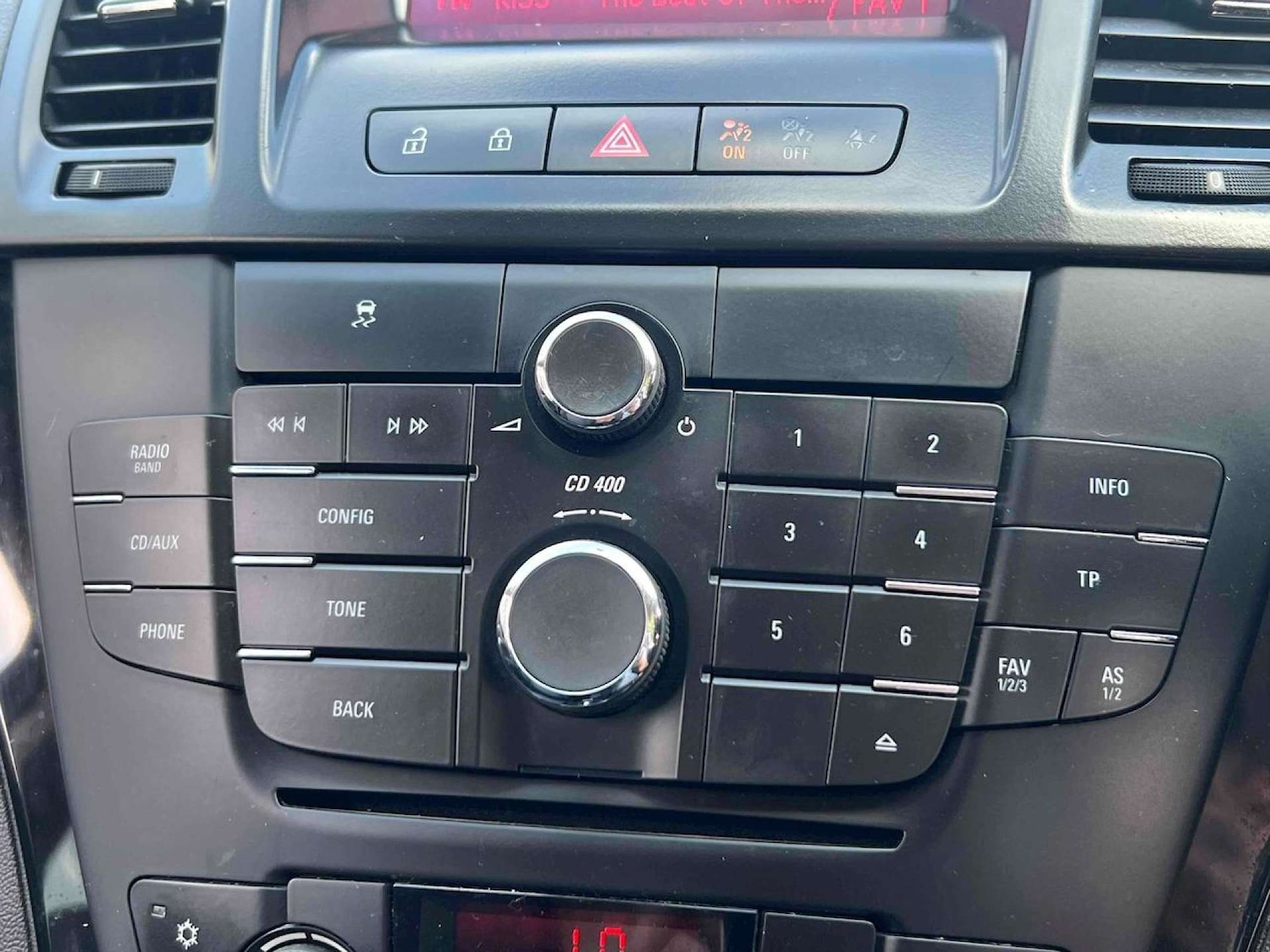 Used Vauxhall Insignia 2011 for sale - 77872394: Photo 24