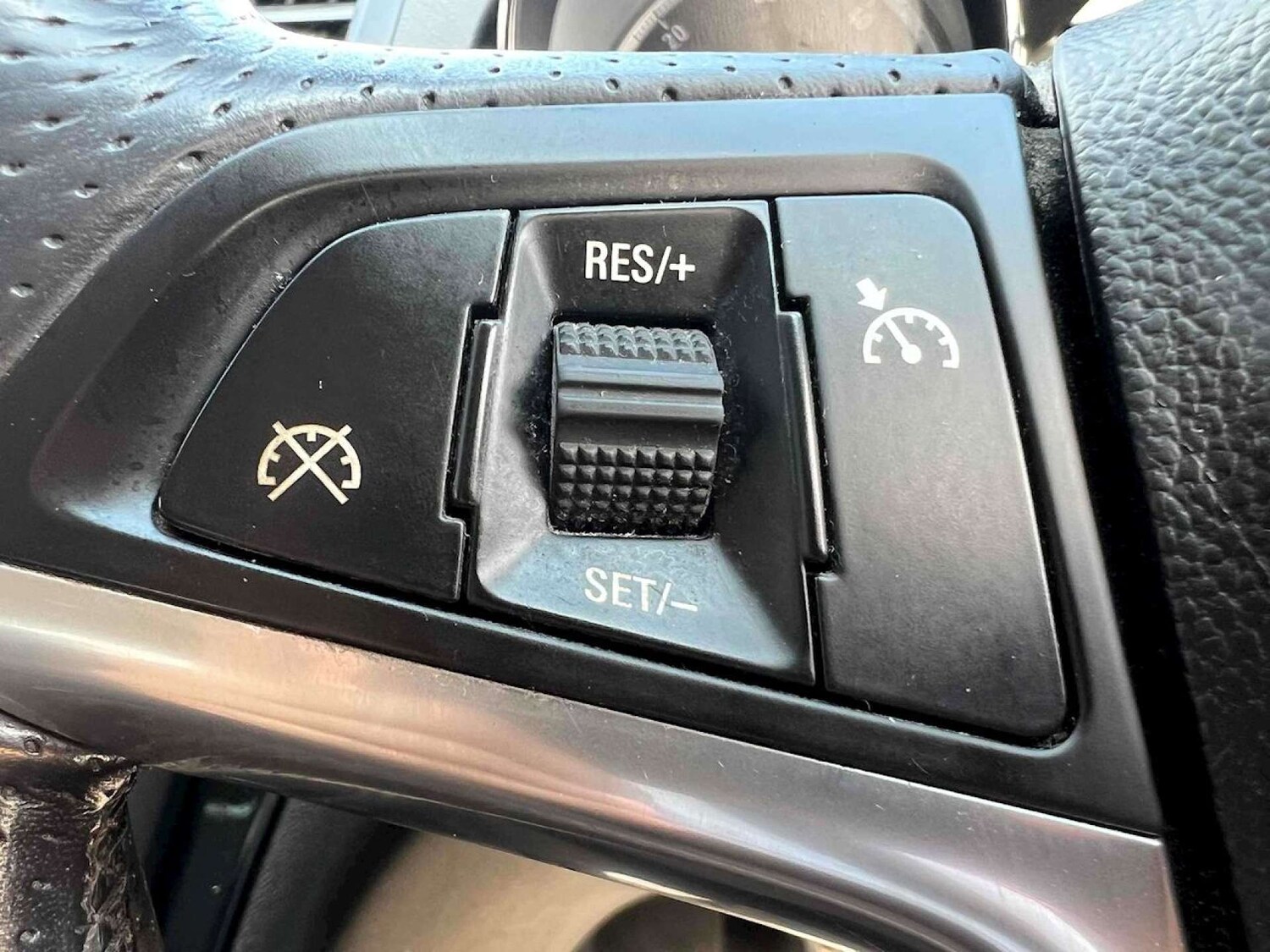 Used Vauxhall Insignia 2011 for sale - 77872394: Photo 26