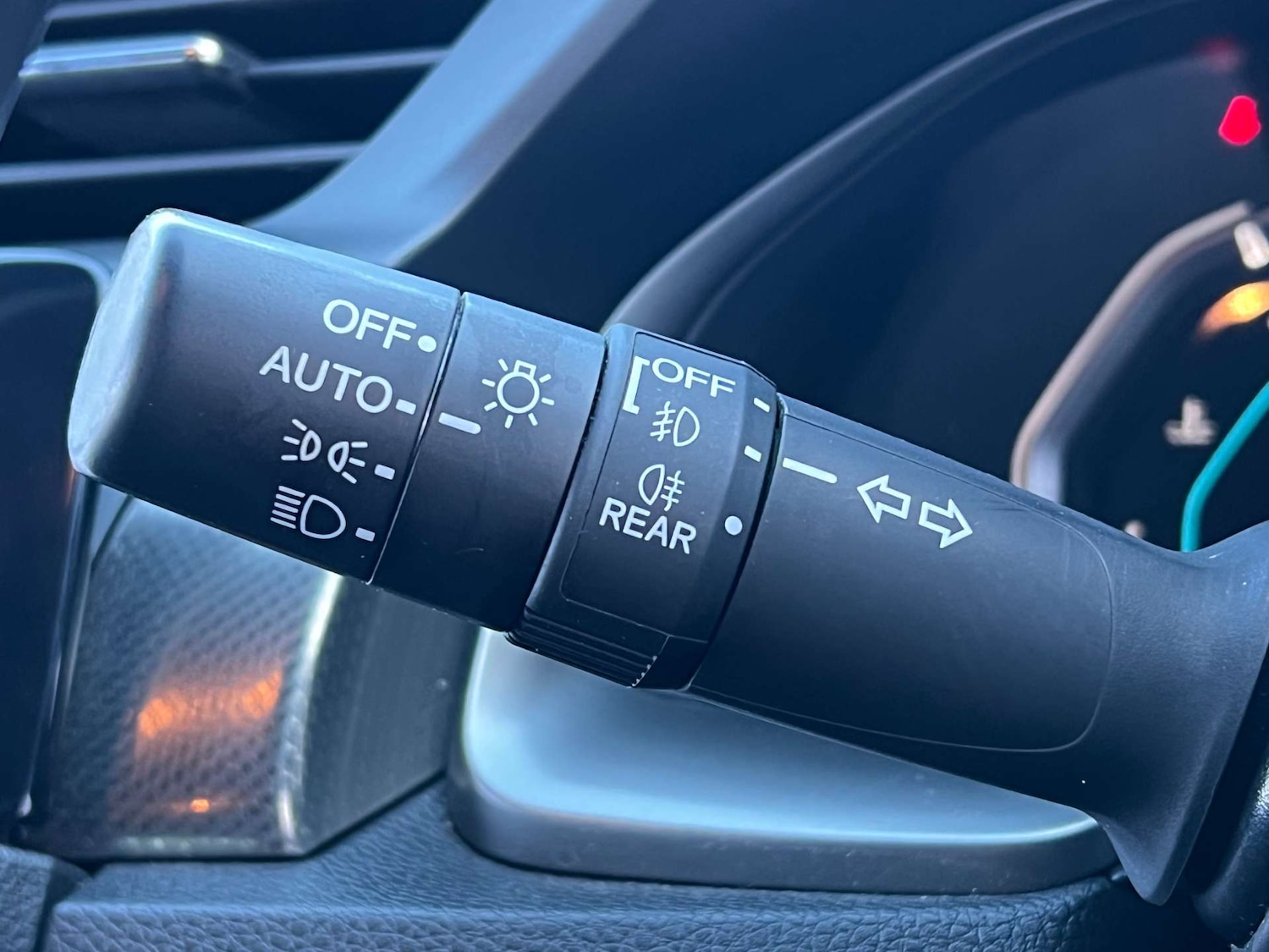 Used Honda Civic 2018 for sale - 77872434: Photo 64