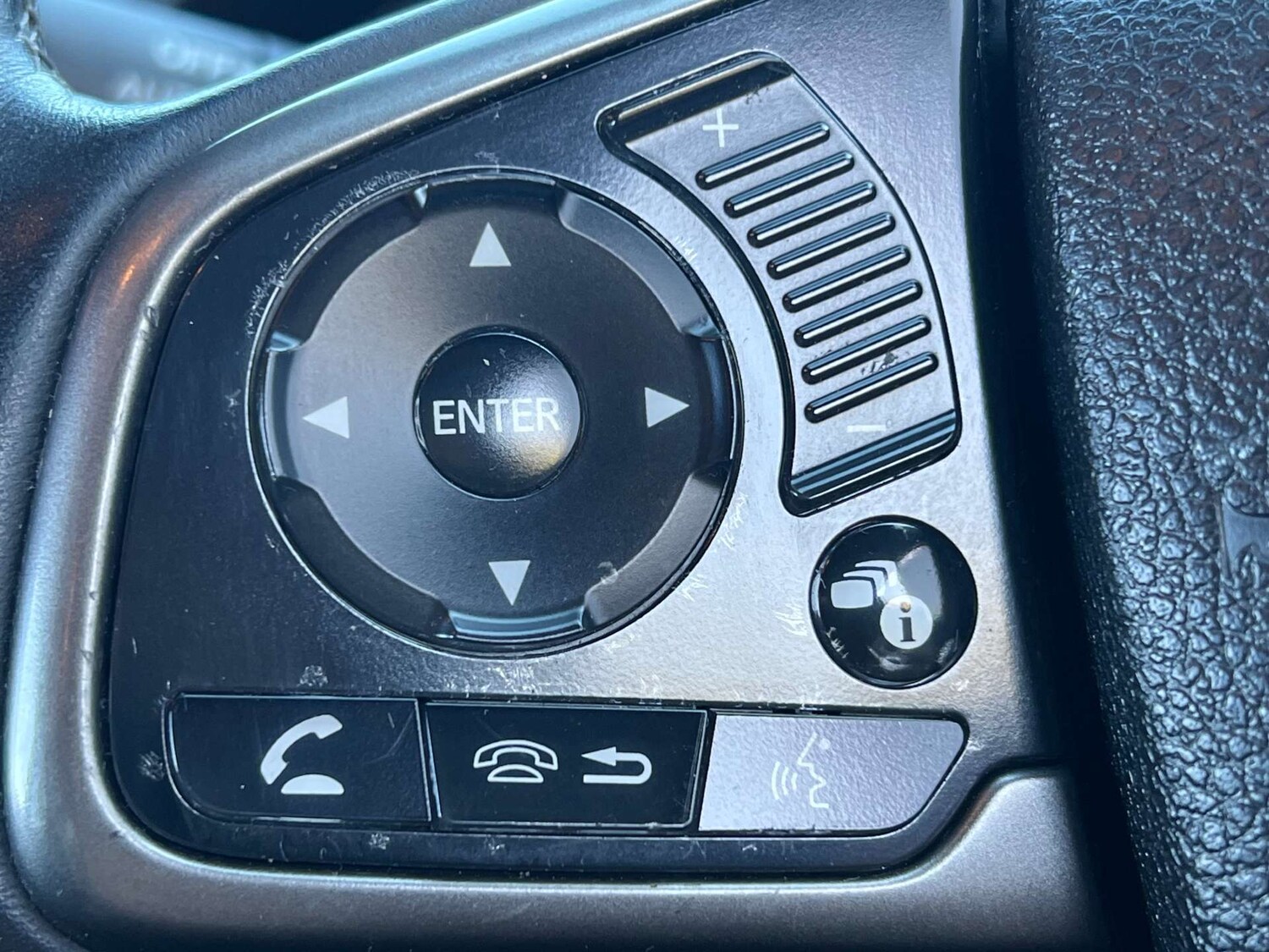 Used Honda Civic 2018 for sale - 77872434: Photo 65