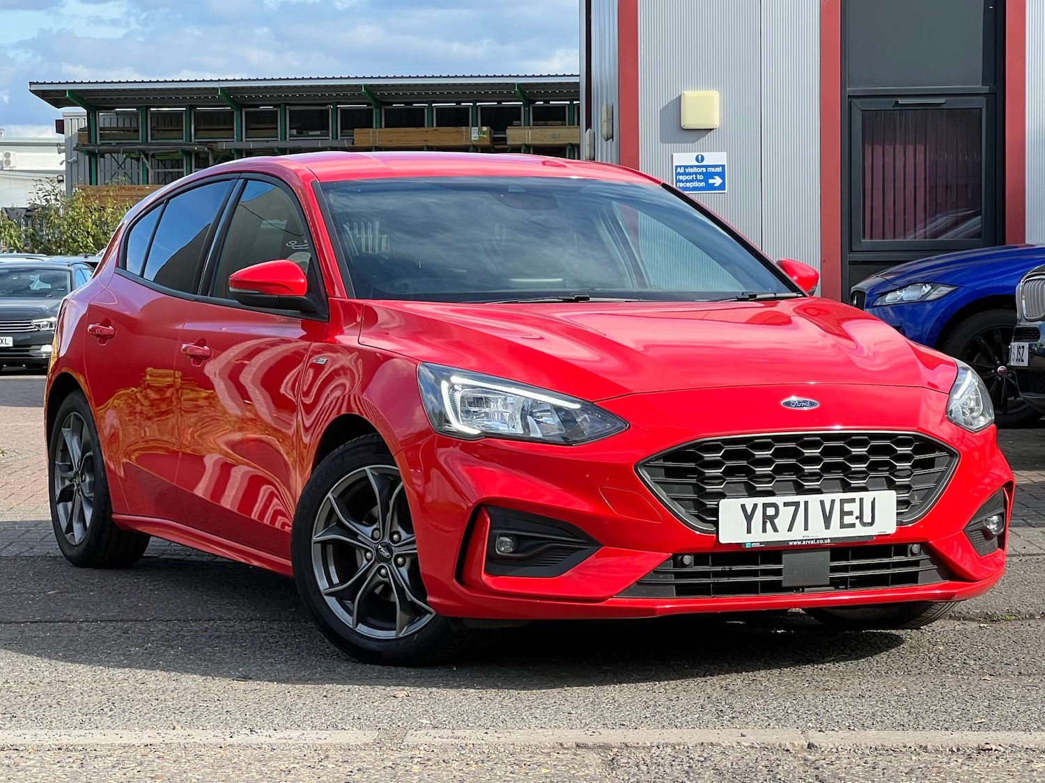 Used Ford Focus 2021 for sale - 76115765: Photo 1