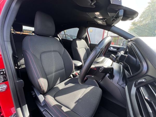 Used Ford Focus 2021 for sale - 76115765: Photo 18