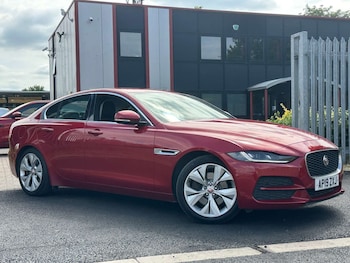 Used Jaguar XE 2019 for sale - 79108595: Photo