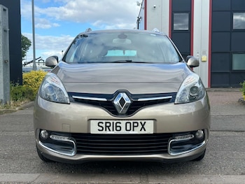 Used Renault Grand Scenic 2016 for sale - 78570560: Photo
