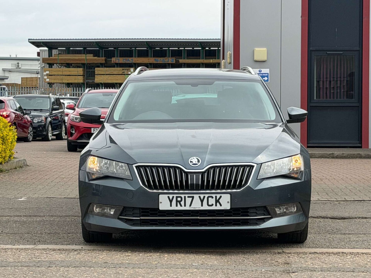 Used Skoda Superb 2017 for sale - 77662817: Photo 14