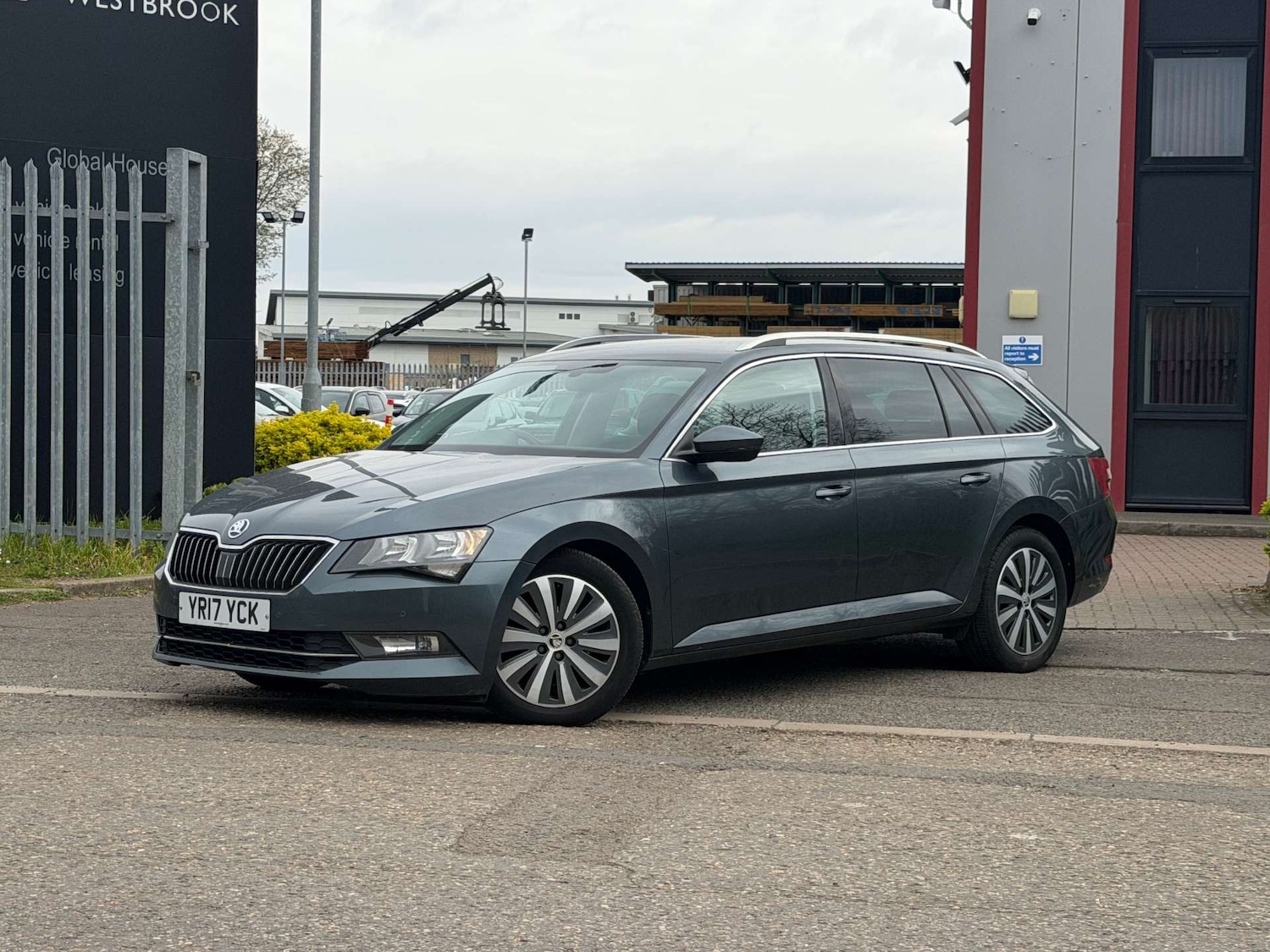 Used Skoda Superb 2017 for sale - 77662817: Photo 16