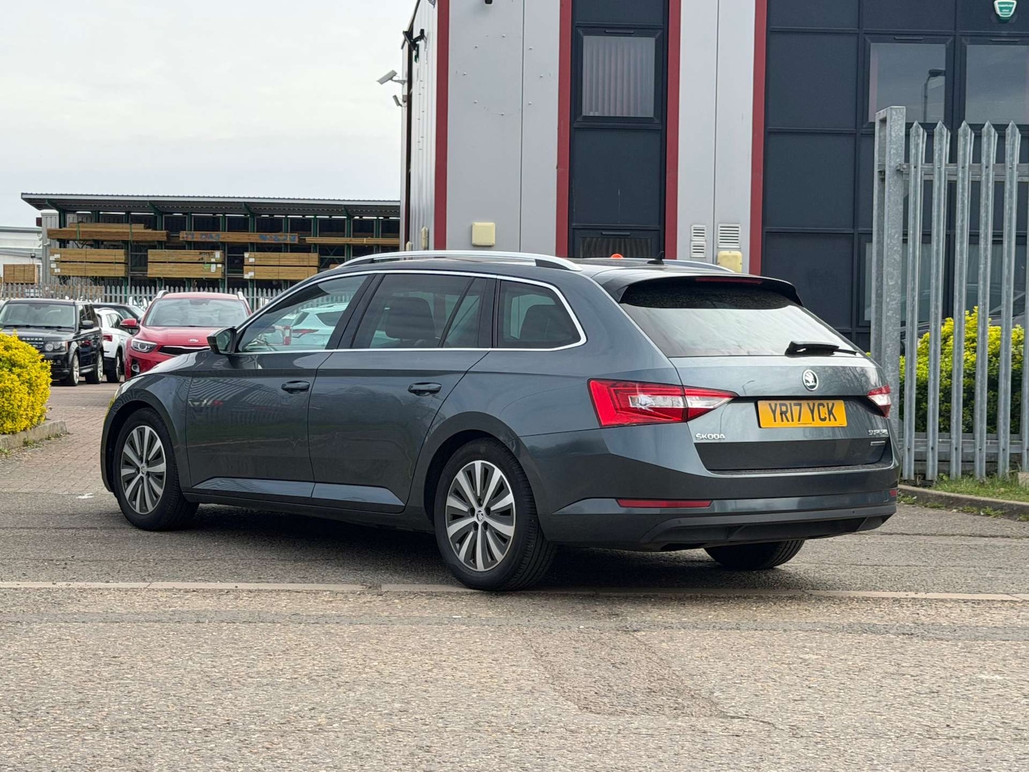Used Skoda Superb 2017 for sale - 77662817: Photo 21