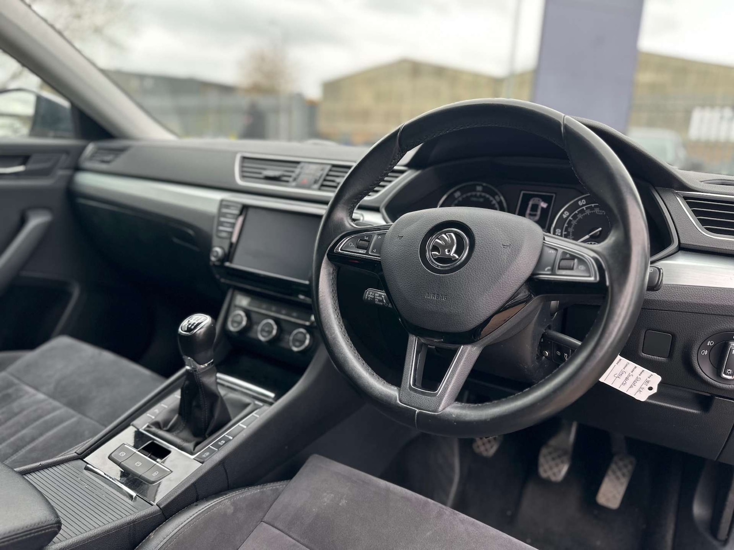 Used Skoda Superb 2017 for sale - 77662817: Photo 28