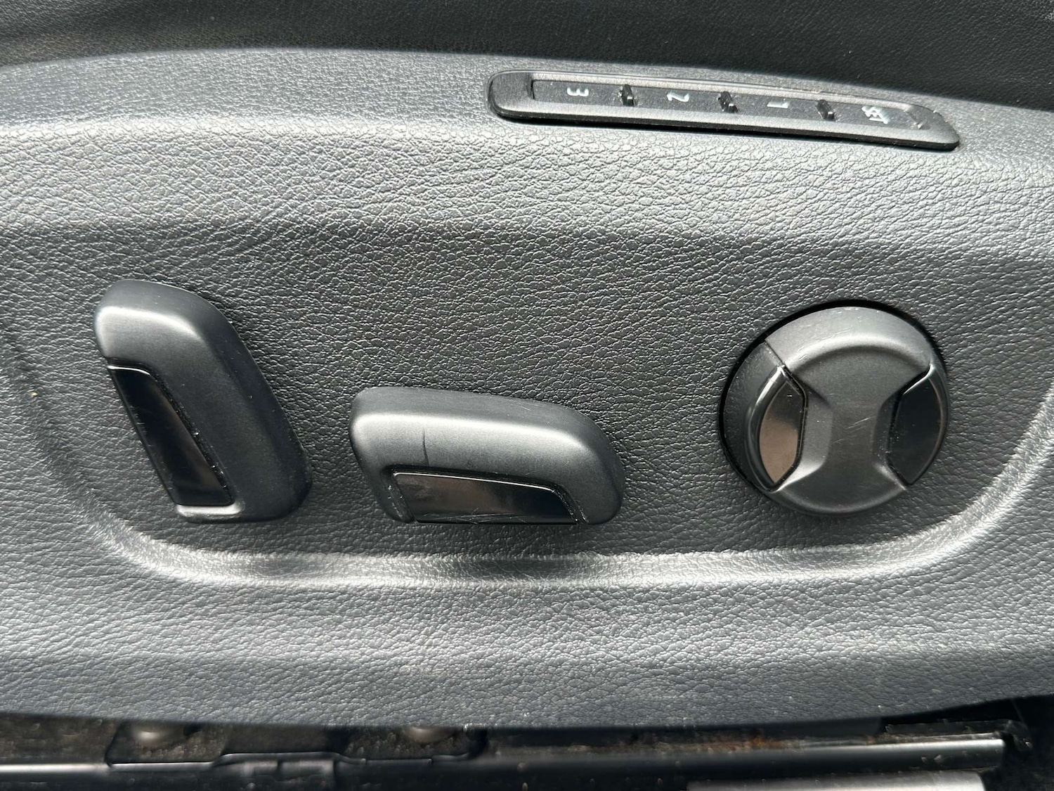 Used Skoda Superb 2017 for sale - 77662817: Photo 33