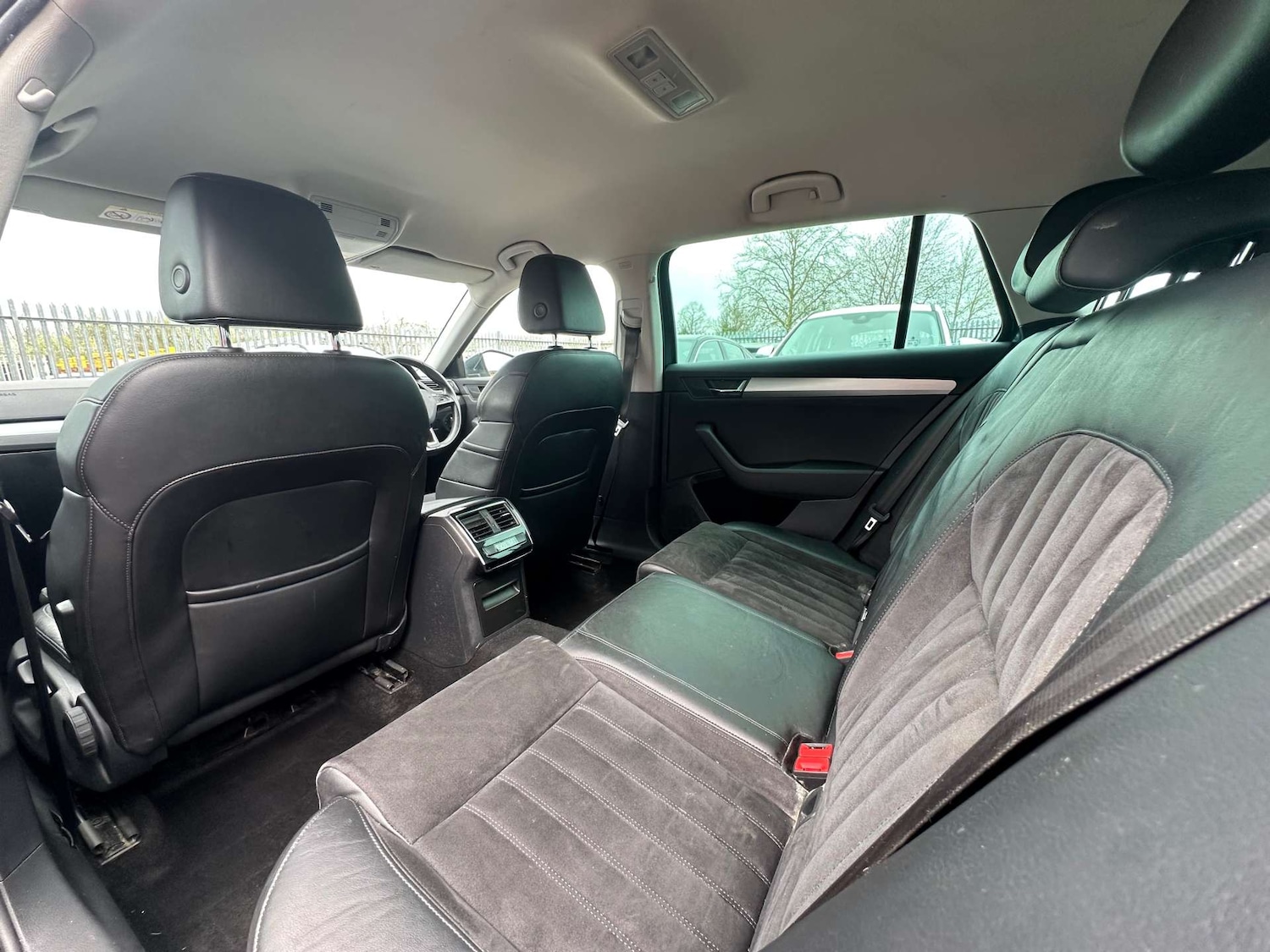 Used Skoda Superb 2017 for sale - 77662817: Photo 39