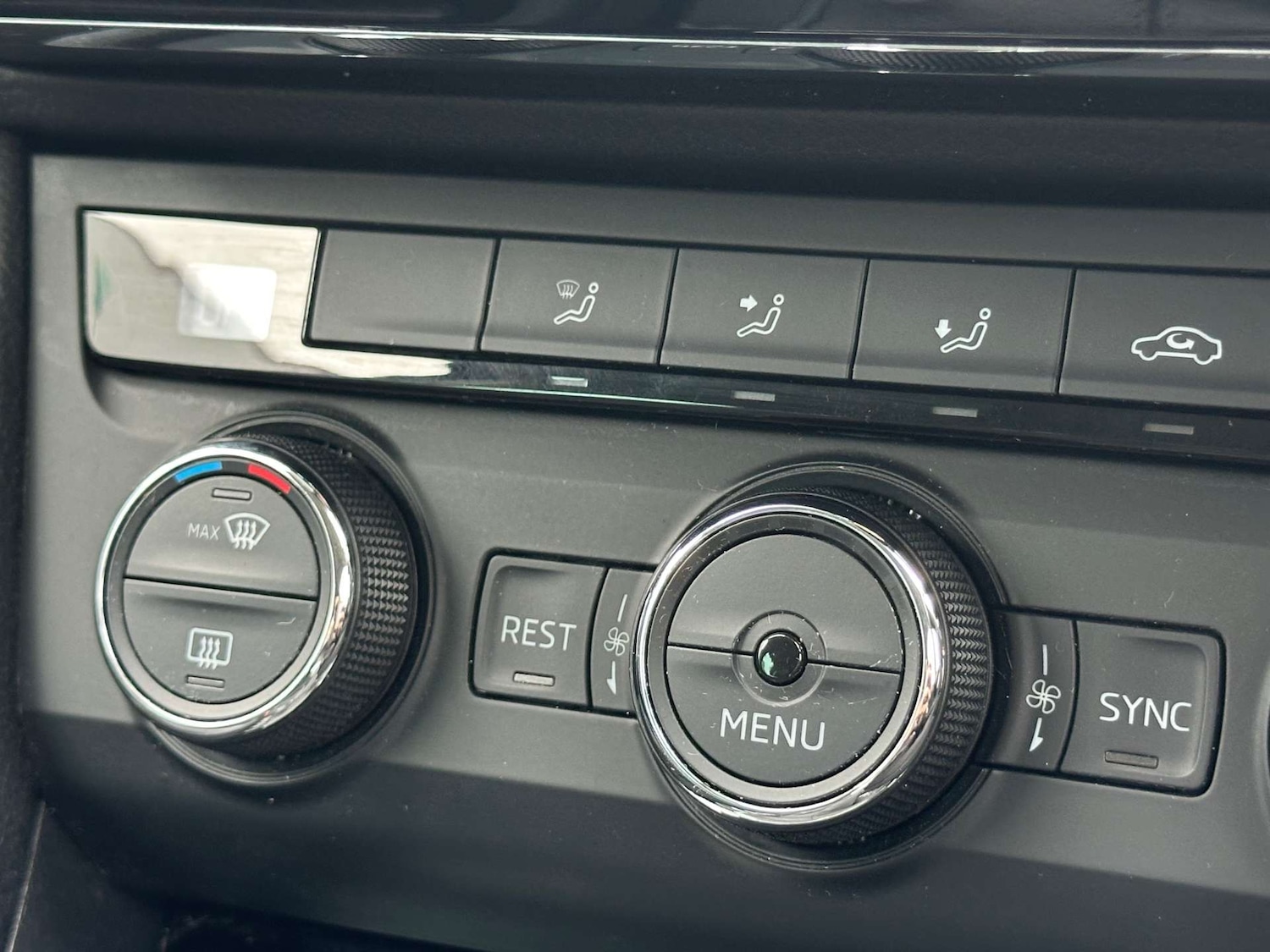 Used Skoda Superb 2017 for sale - 77662817: Photo 49