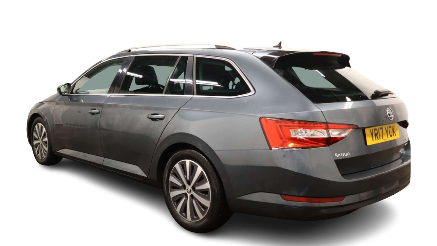 Used Skoda Superb 2017 for sale - 77662817: Photo 5