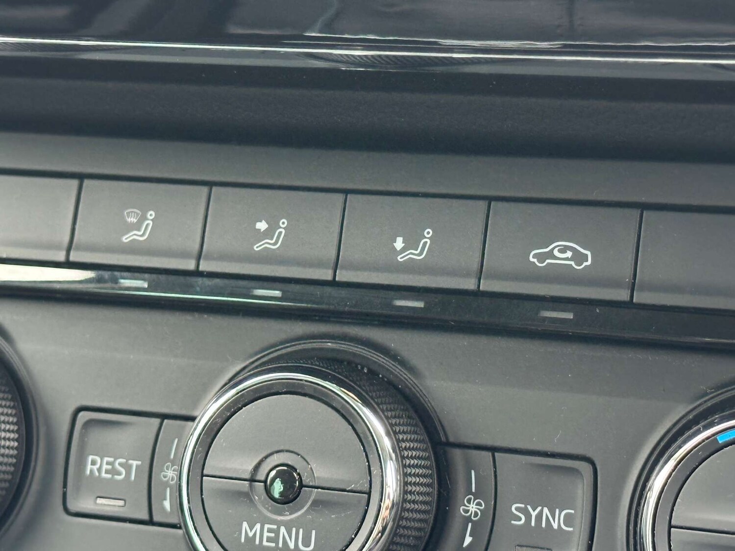 Used Skoda Superb 2017 for sale - 77662817: Photo 50