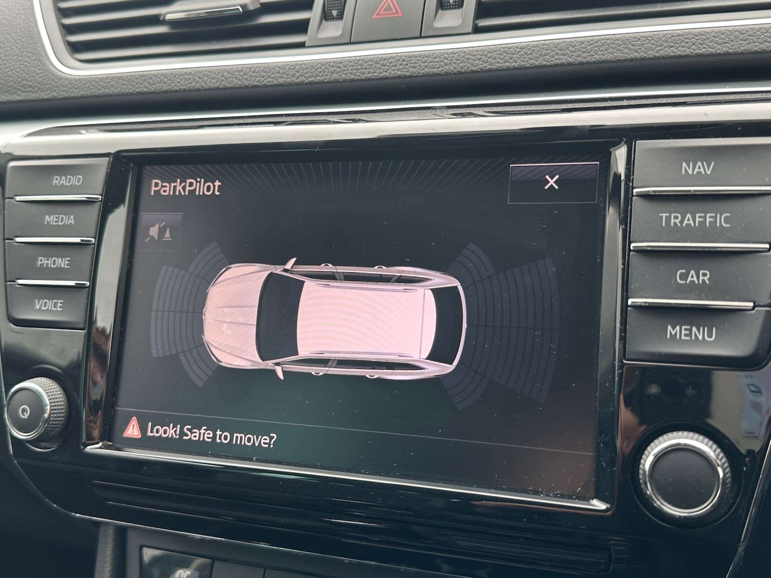 Used Skoda Superb 2017 for sale - 77662817: Photo 60