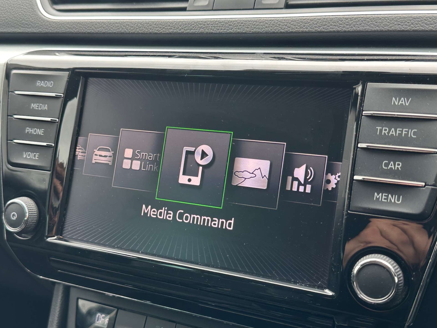 Used Skoda Superb 2017 for sale - 77662817: Photo 65