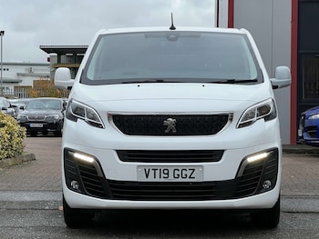 Used Peugeot Traveller 2019 for sale - 78835678: Photo