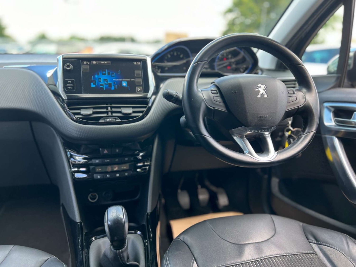 Used Peugeot 2008 2016 for sale - 76601589: Photo 21