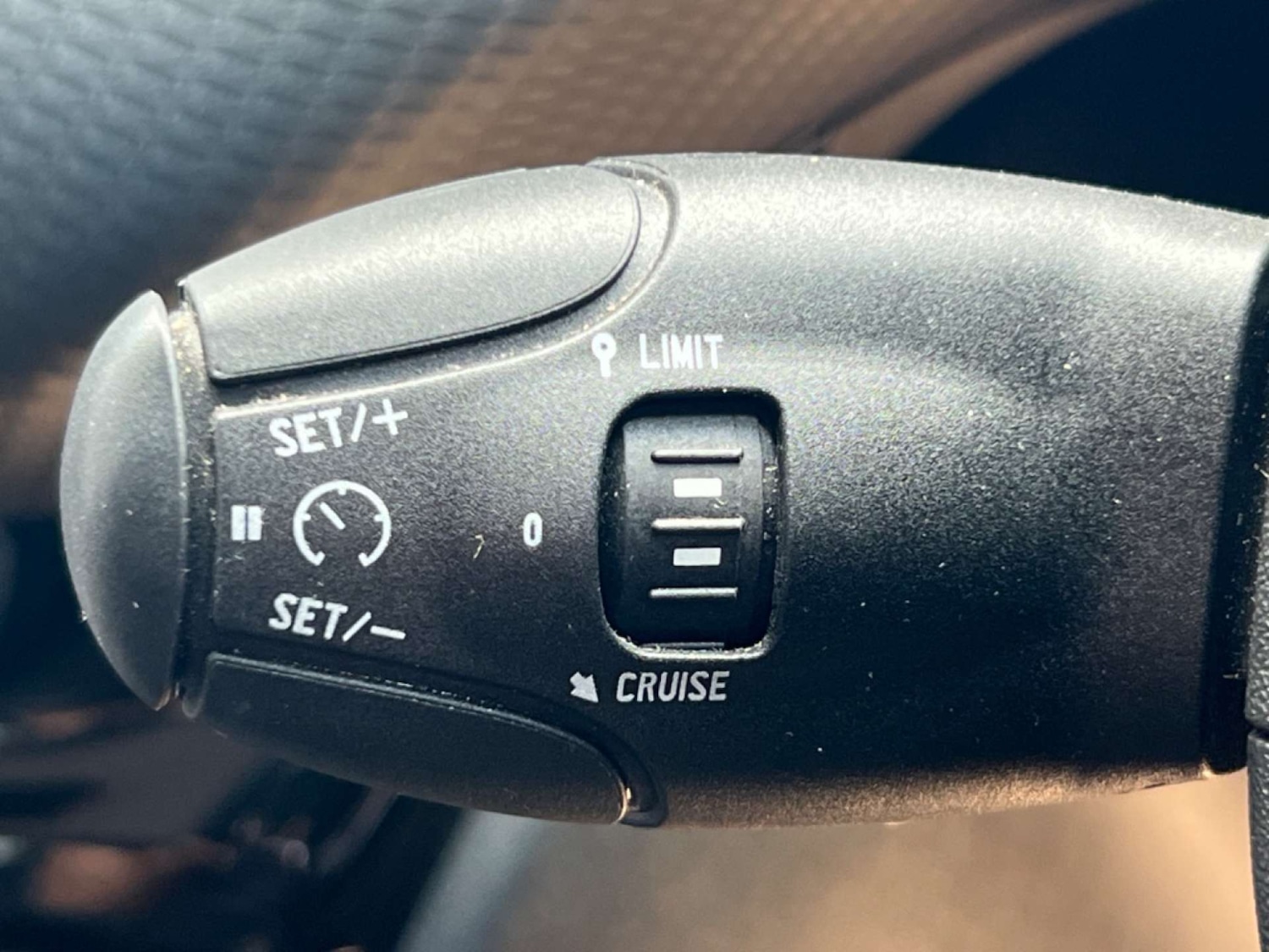 Used Peugeot 2008 2016 for sale - 76601589: Photo 49