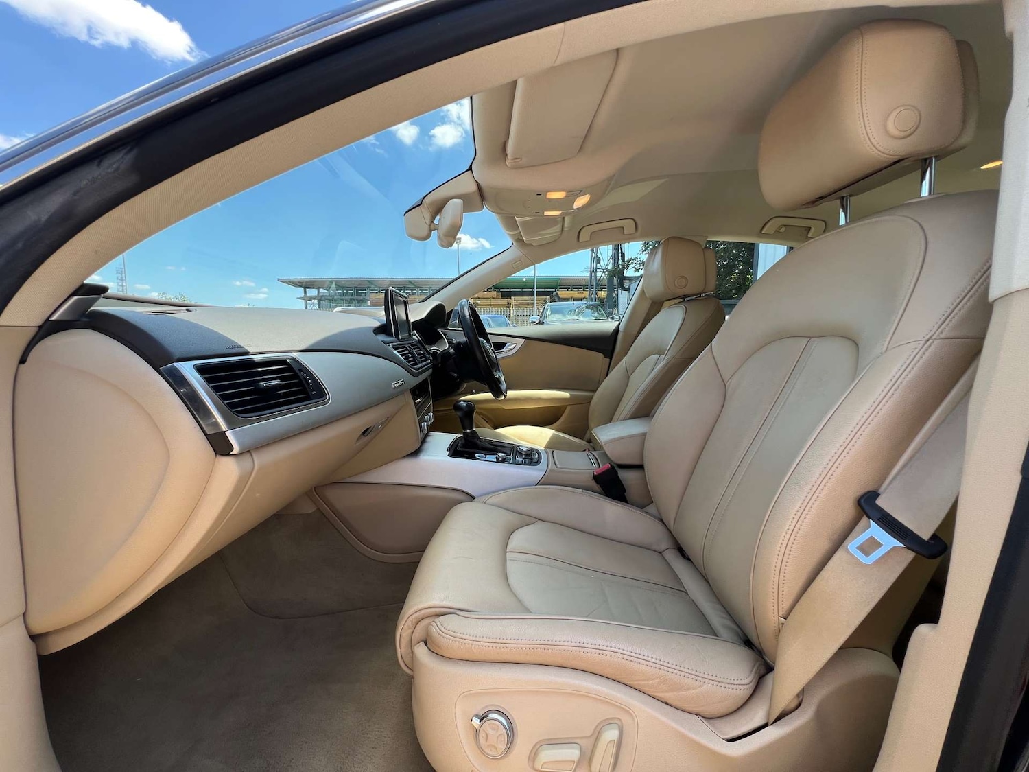 Used Audi A7 2014 for sale - 76601758: Photo 31