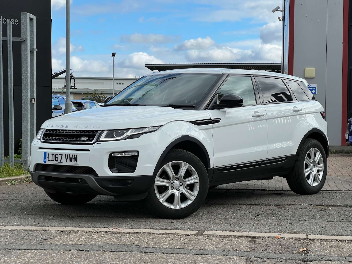 Used Land Rover Range Rover Evoque 2017 for sale - 76320859: Photo 17