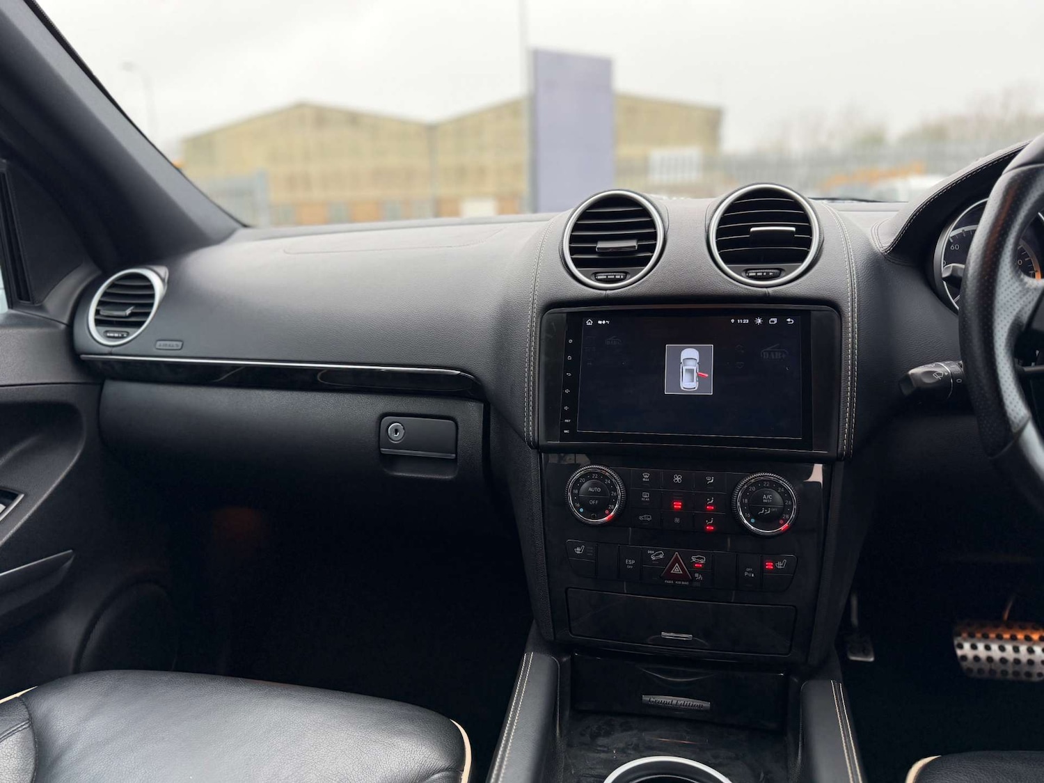 Used Mercedes-Benz M Class 2011 for sale - 77437706: Photo 18