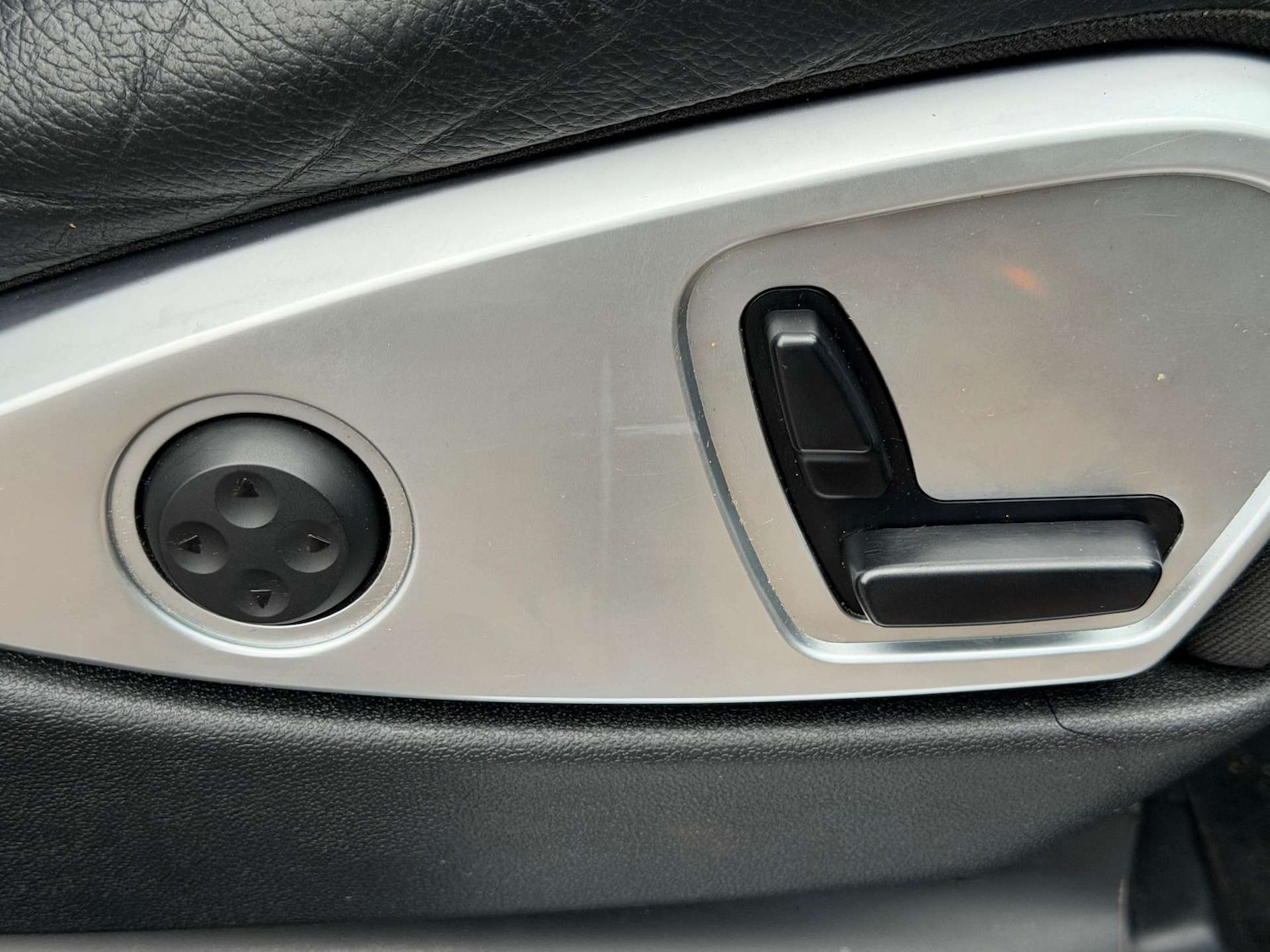 Used Mercedes-Benz M Class 2011 for sale - 77437706: Photo 26