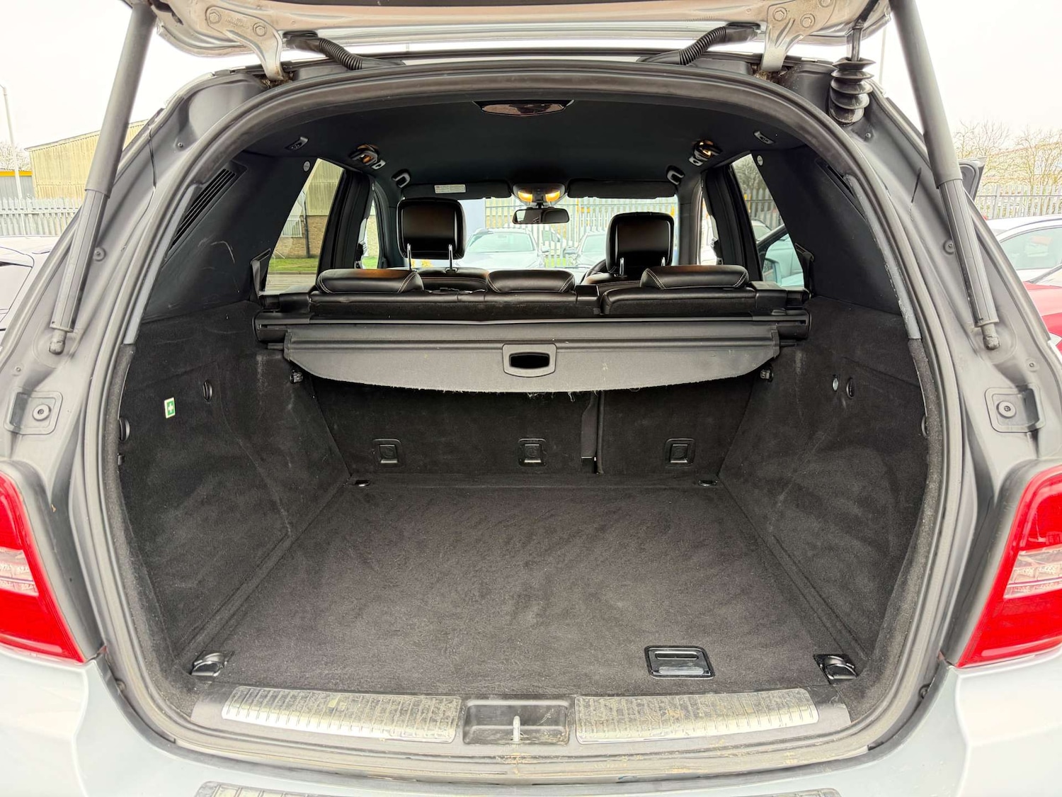 Used Mercedes-Benz M Class 2011 for sale - 77437706: Photo 67