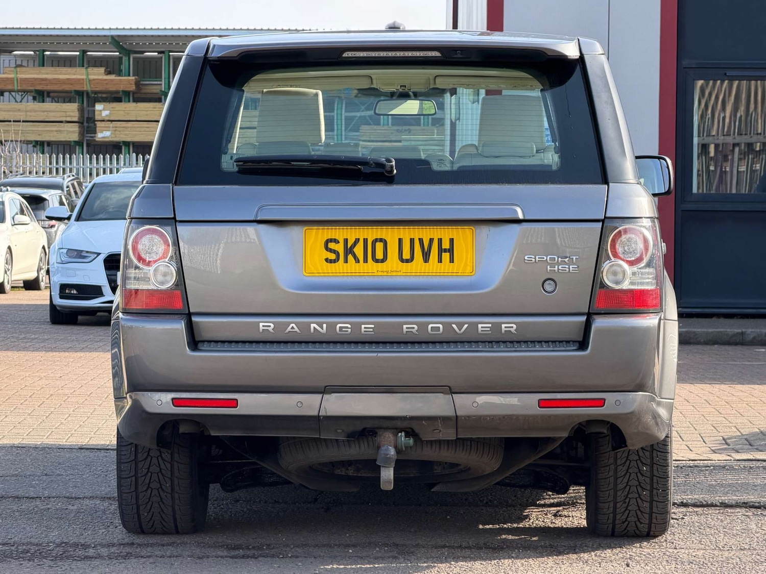 Used Land Rover Range Rover Sport 2010 for sale - 77730212: Photo 17