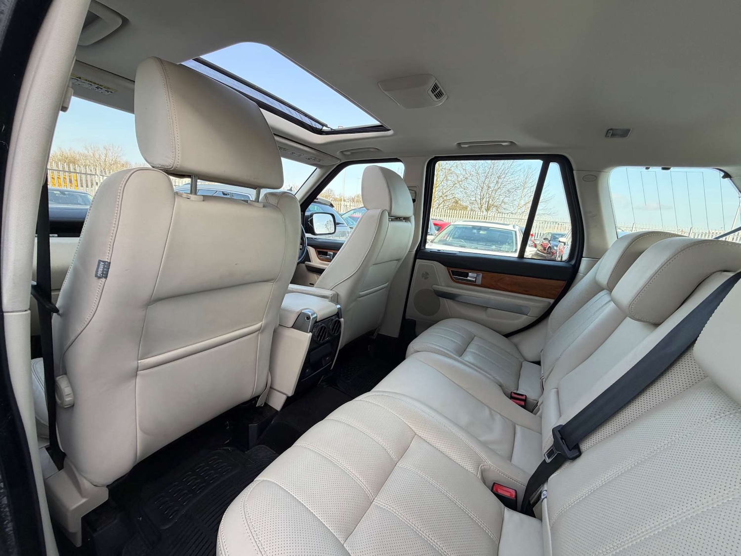 Used Land Rover Range Rover Sport 2010 for sale - 77730212: Photo 26