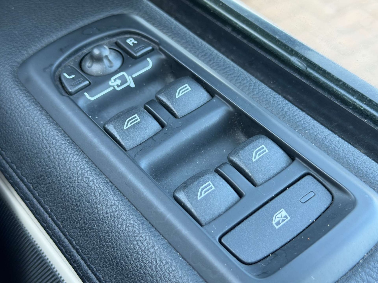 Used Land Rover Range Rover Sport 2010 for sale - 77730212: Photo 46