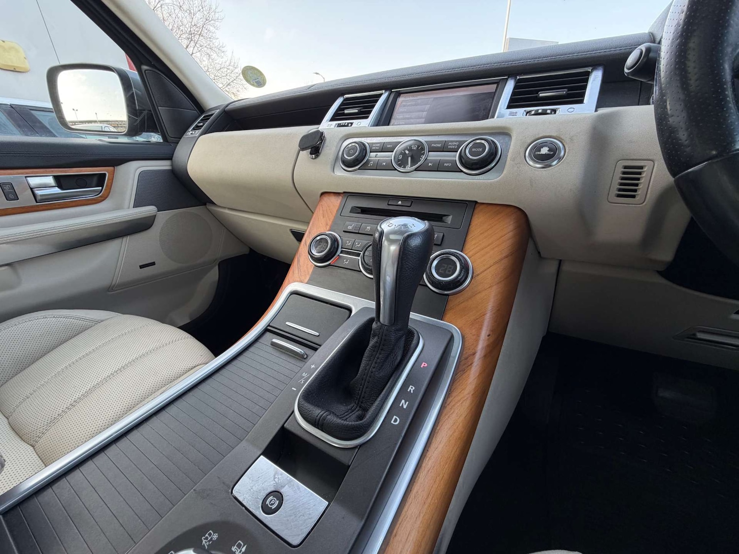 Used Land Rover Range Rover Sport 2010 for sale - 77730212: Photo 52