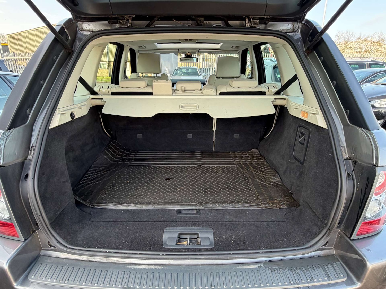 Used Land Rover Range Rover Sport 2010 for sale - 77730212: Photo 68