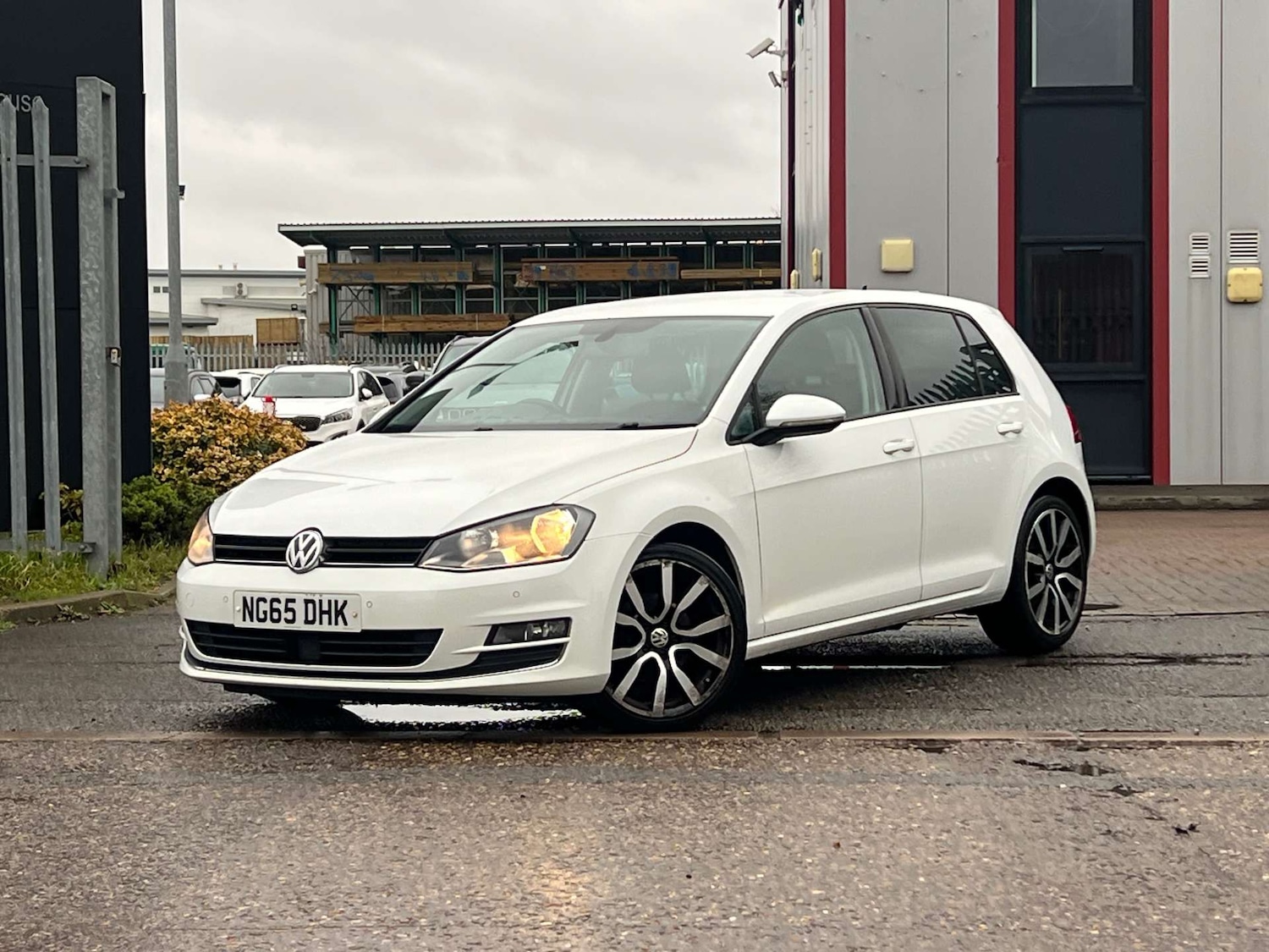 Used Volkswagen Golf 2016 for sale - 77096070: Photo 15