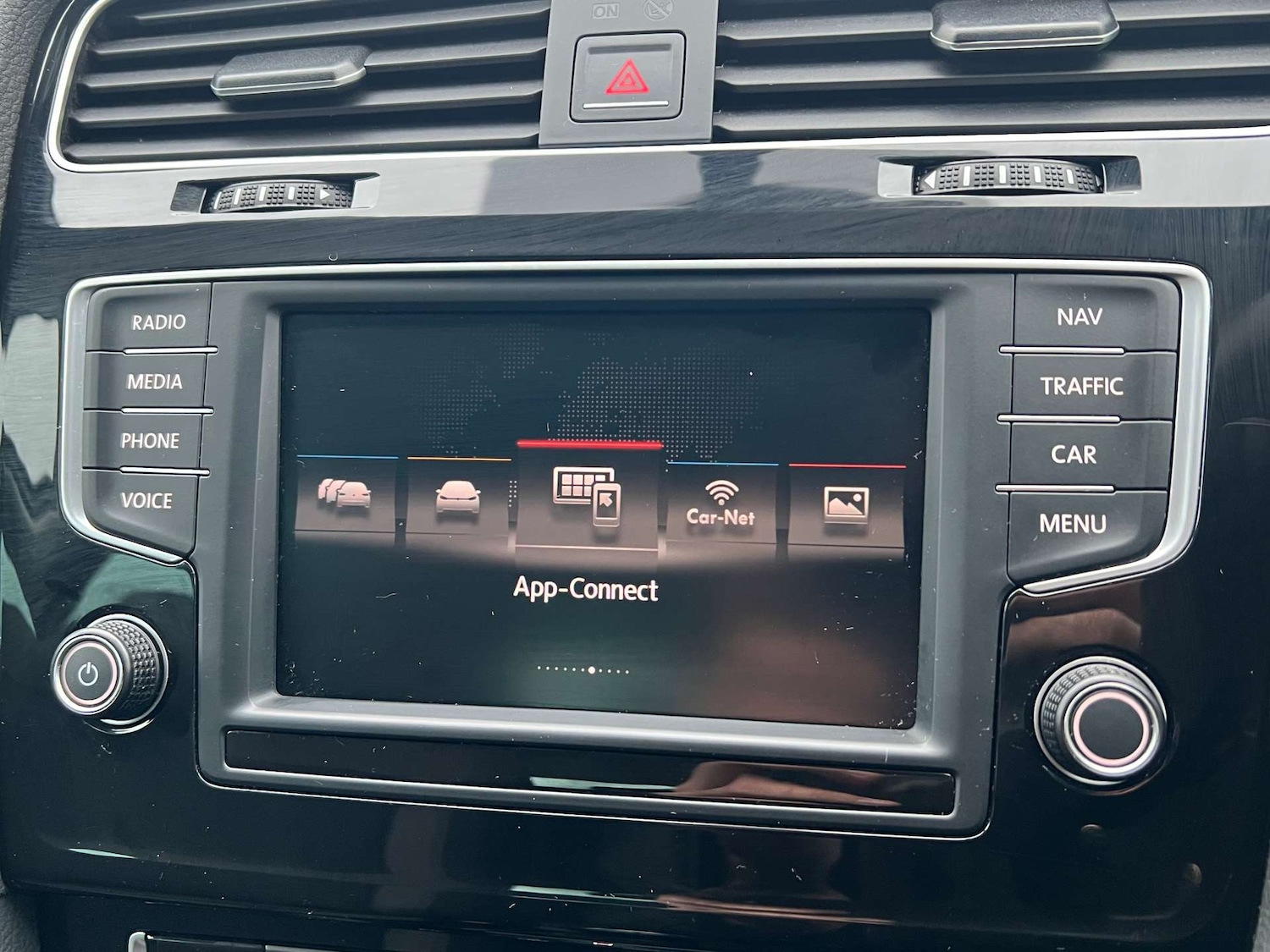 Used Volkswagen Golf 2016 for sale - 77096070: Photo 50