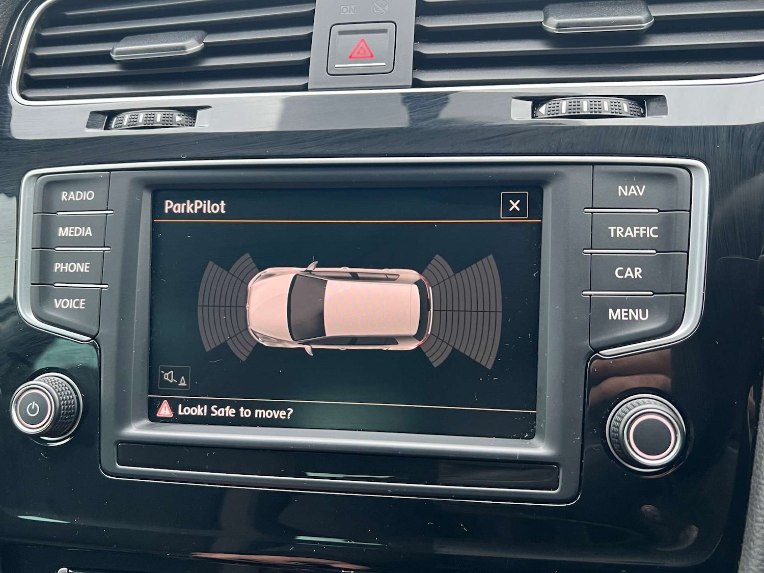 Used Volkswagen Golf 2016 for sale - 77096070: Photo 57