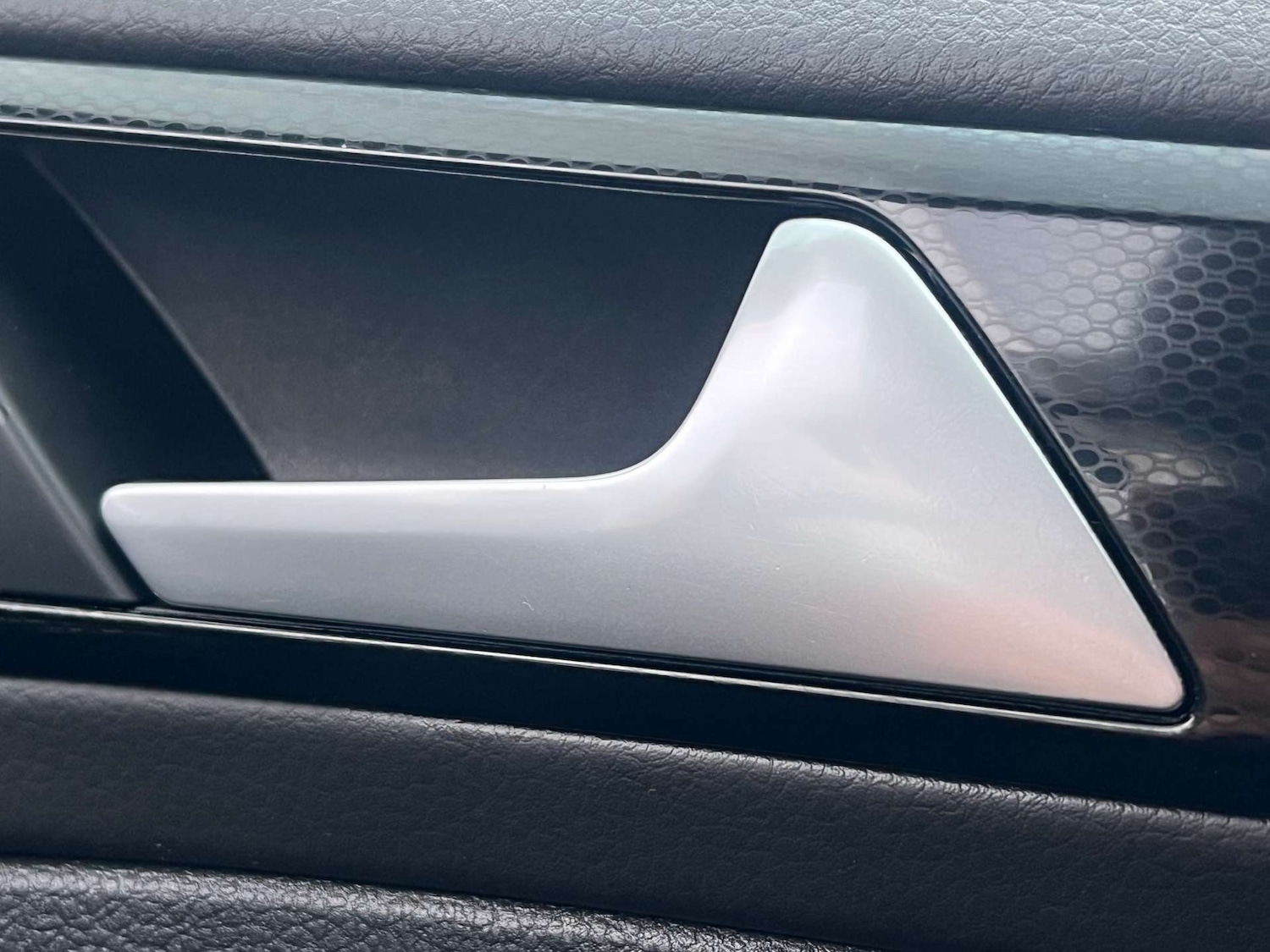 Used Volkswagen Golf 2016 for sale - 77096070: Photo 69