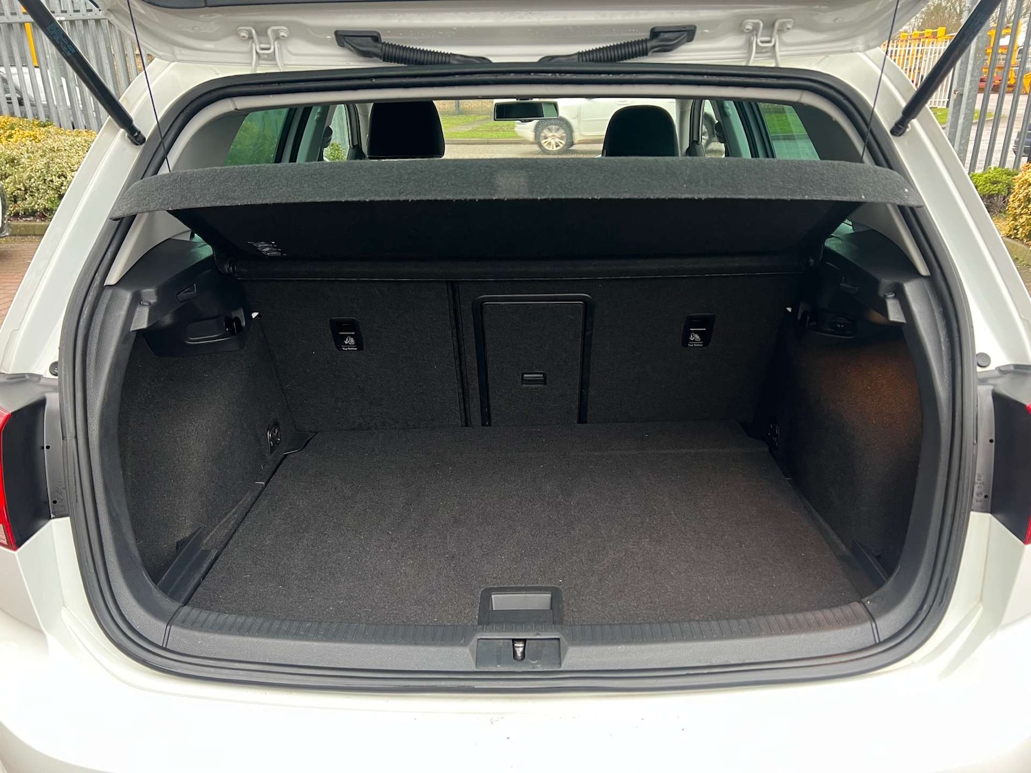 Used Volkswagen Golf 2016 for sale - 77096070: Photo 72