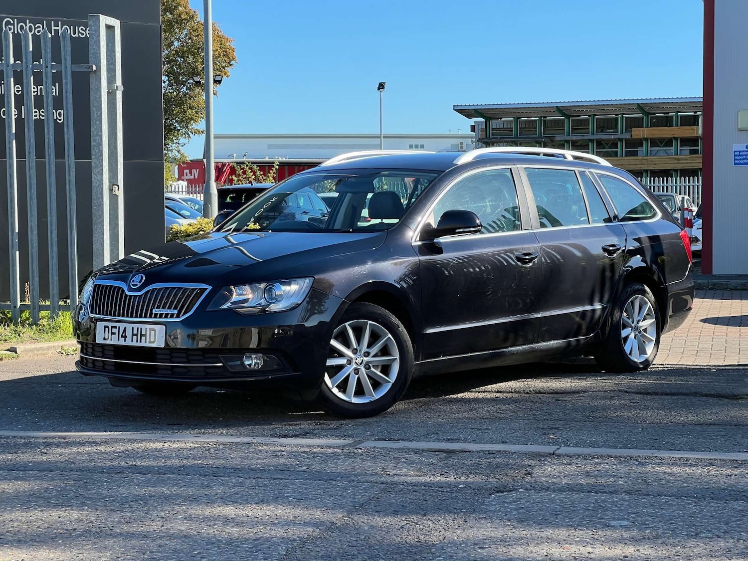 Used Skoda Superb 2014 for sale - 75908283: Photo 16