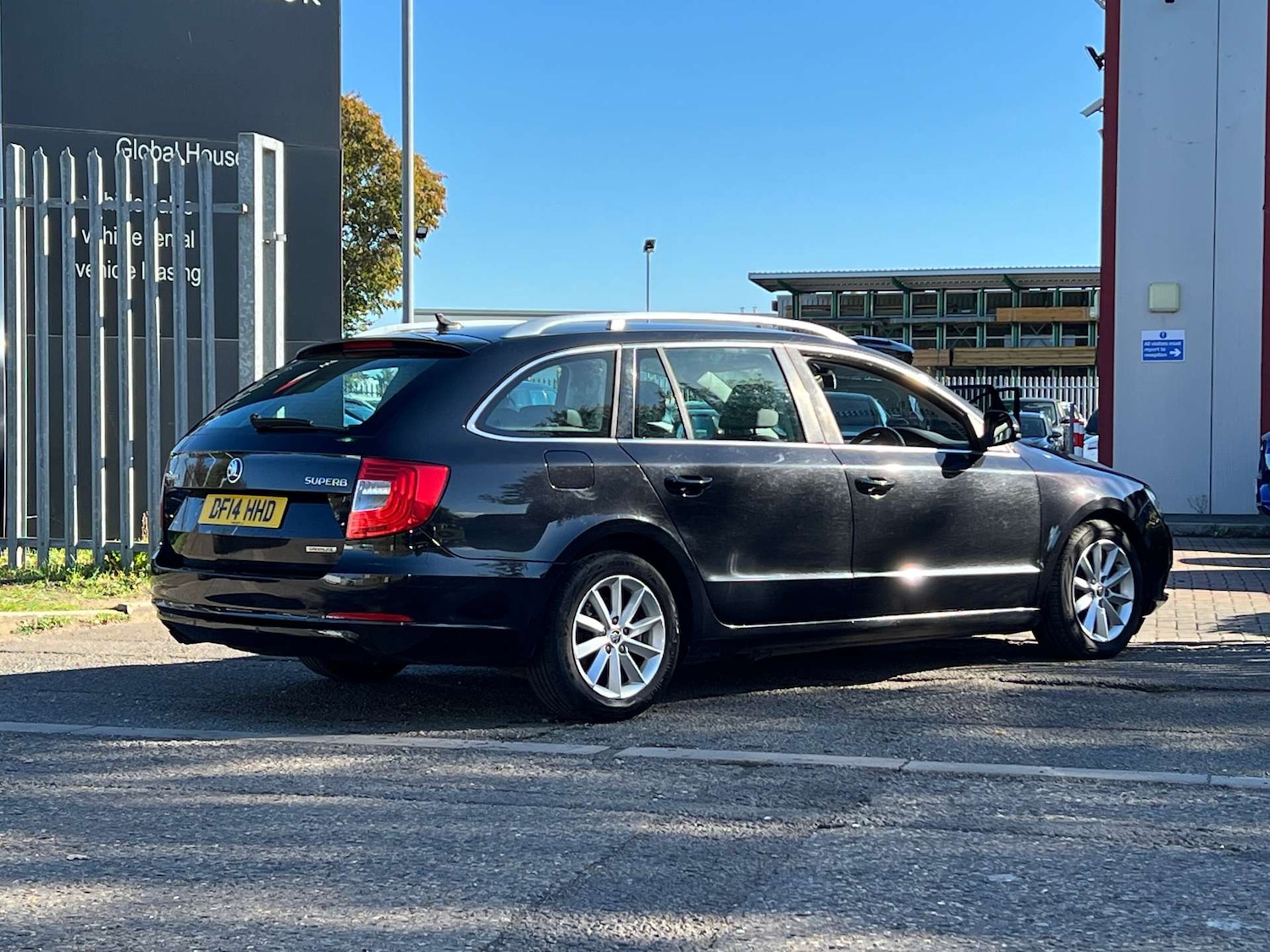 Used Skoda Superb 2014 for sale - 75908283: Photo 18