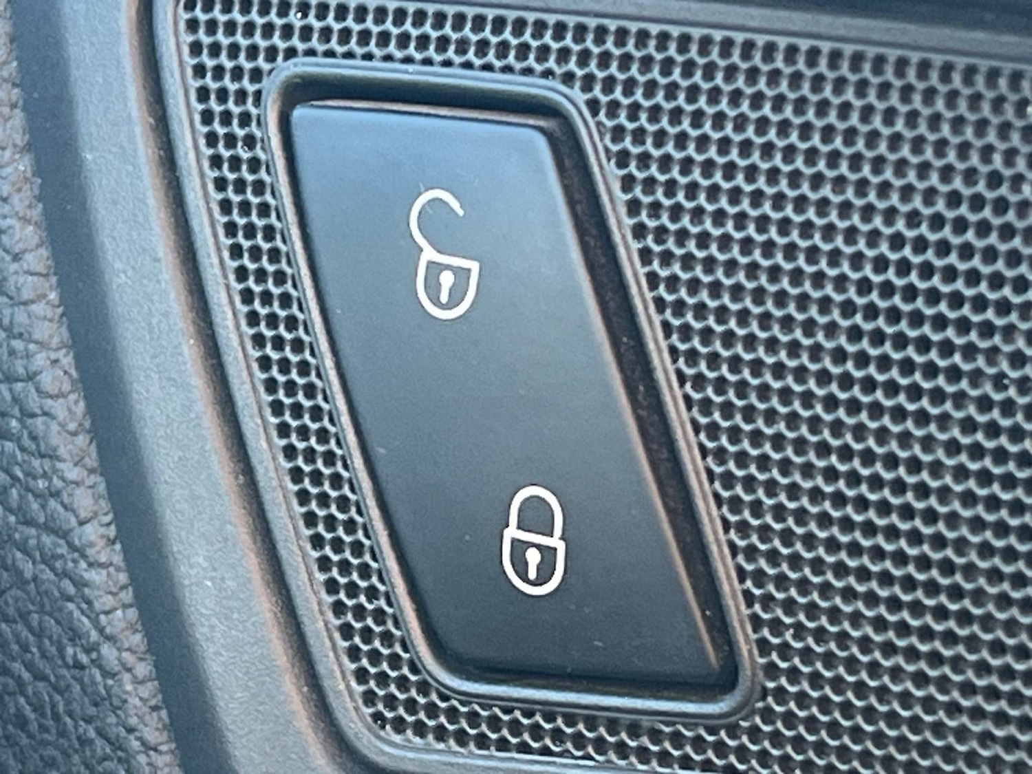 Used Skoda Superb 2014 for sale - 75908283: Photo 65