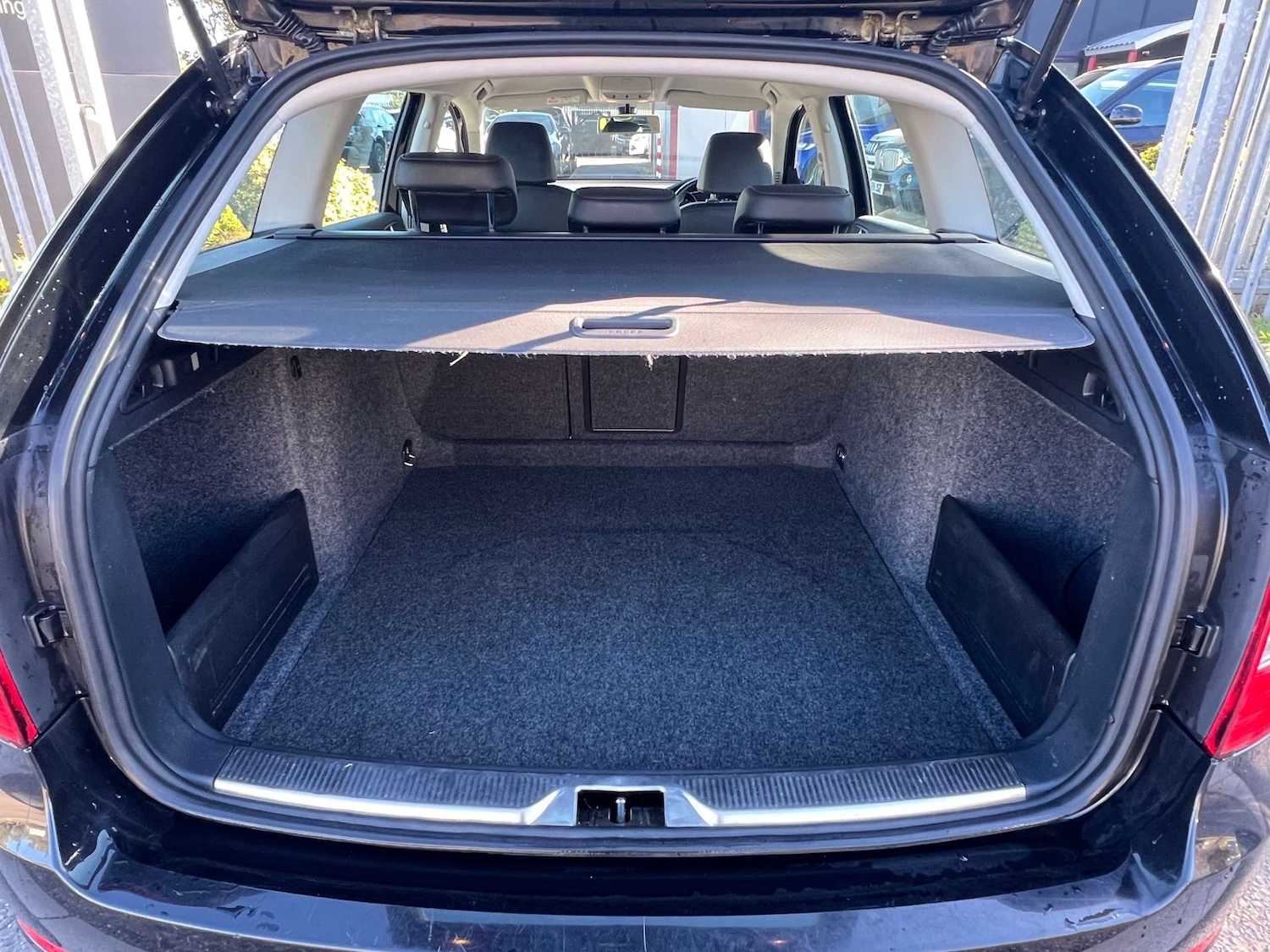 Used Skoda Superb 2014 for sale - 75908283: Photo 71