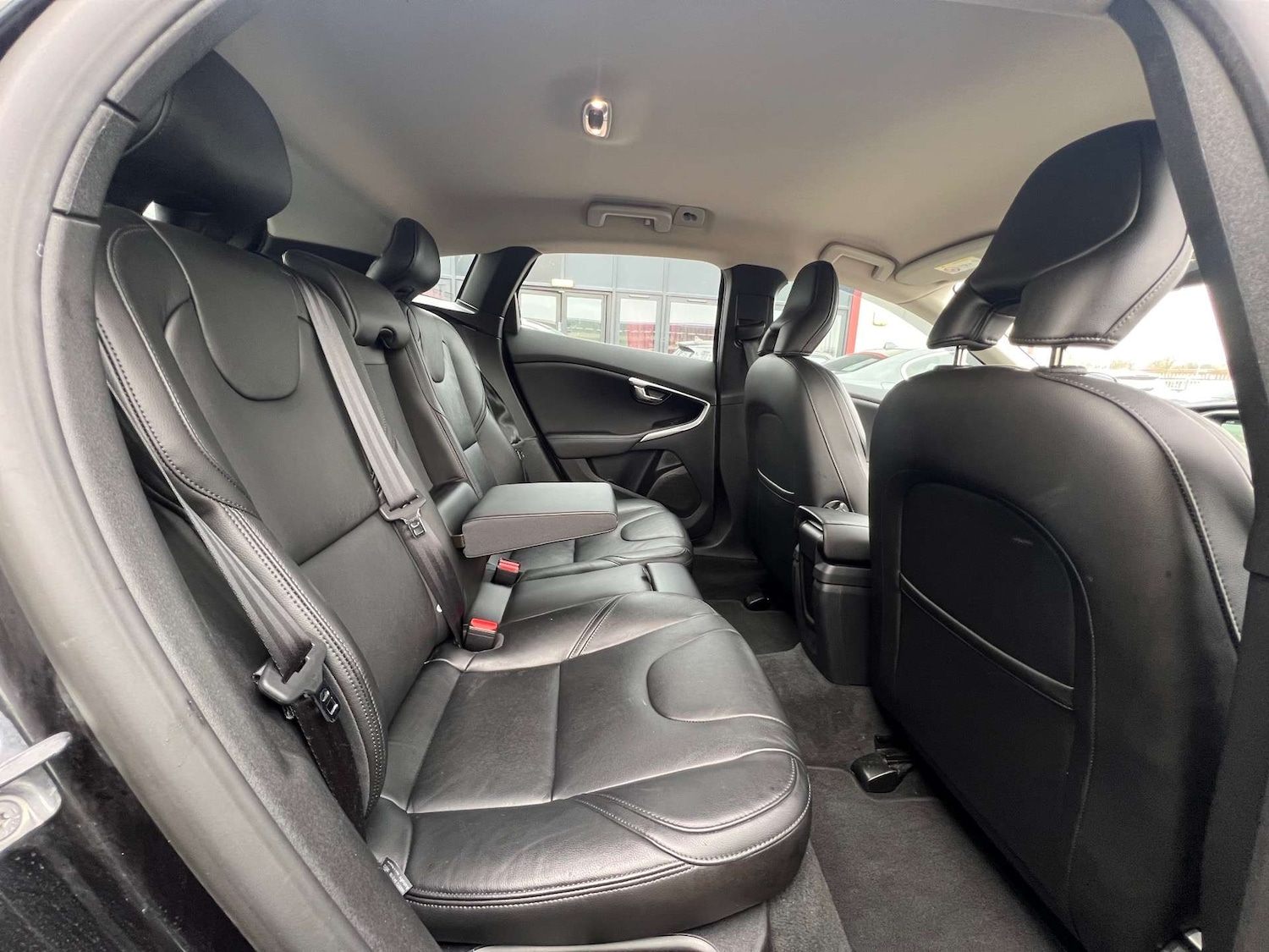 Used Volvo V40 2016 for sale - 76437913: Photo 23