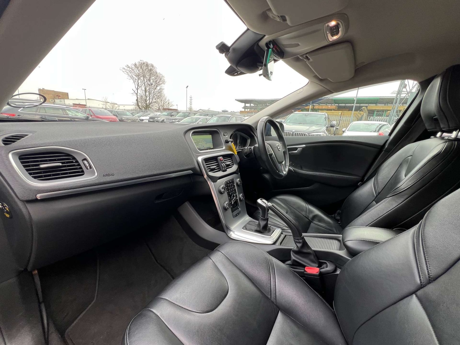 Used Volvo V40 2016 for sale - 76437913: Photo 31