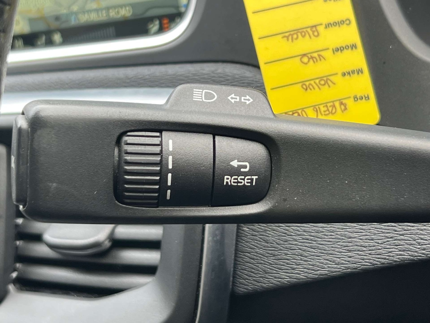 Used Volvo V40 2016 for sale - 76437913: Photo 52