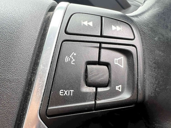 Used Volvo XC60 2015 for sale - 76277580: Photo 27