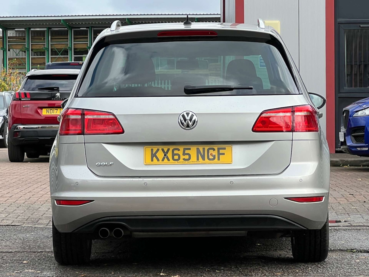 Used Volkswagen Golf SV 2015 for sale - 76320860: Photo 10