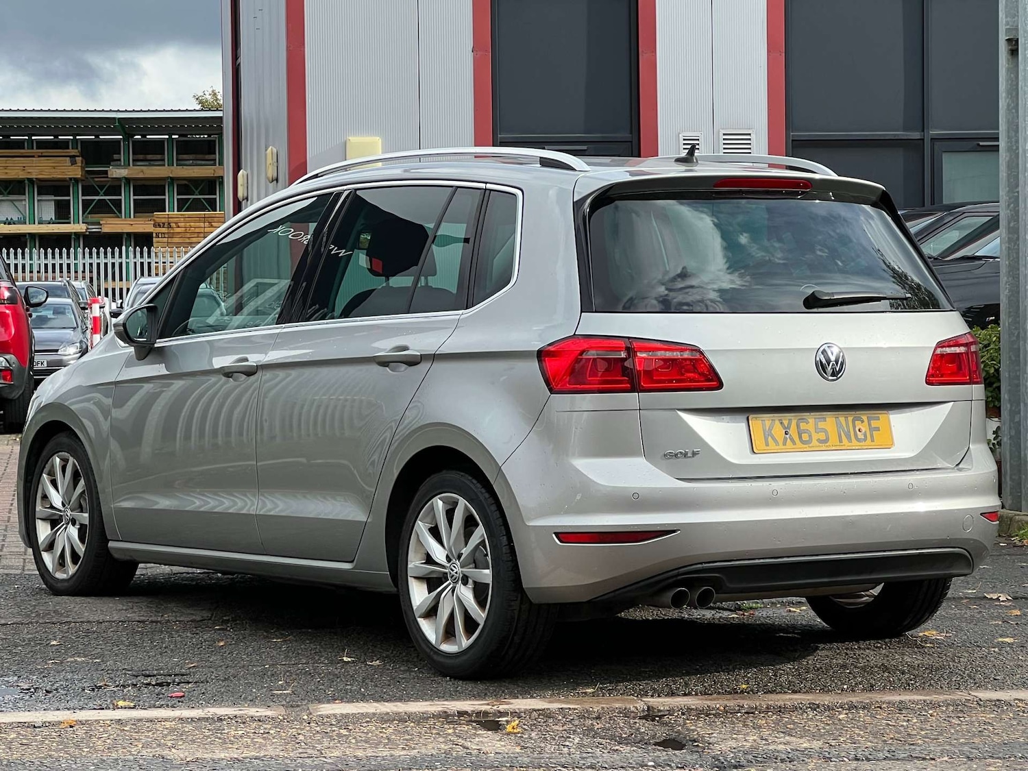 Used Volkswagen Golf SV 2015 for sale - 76320860: Photo 12