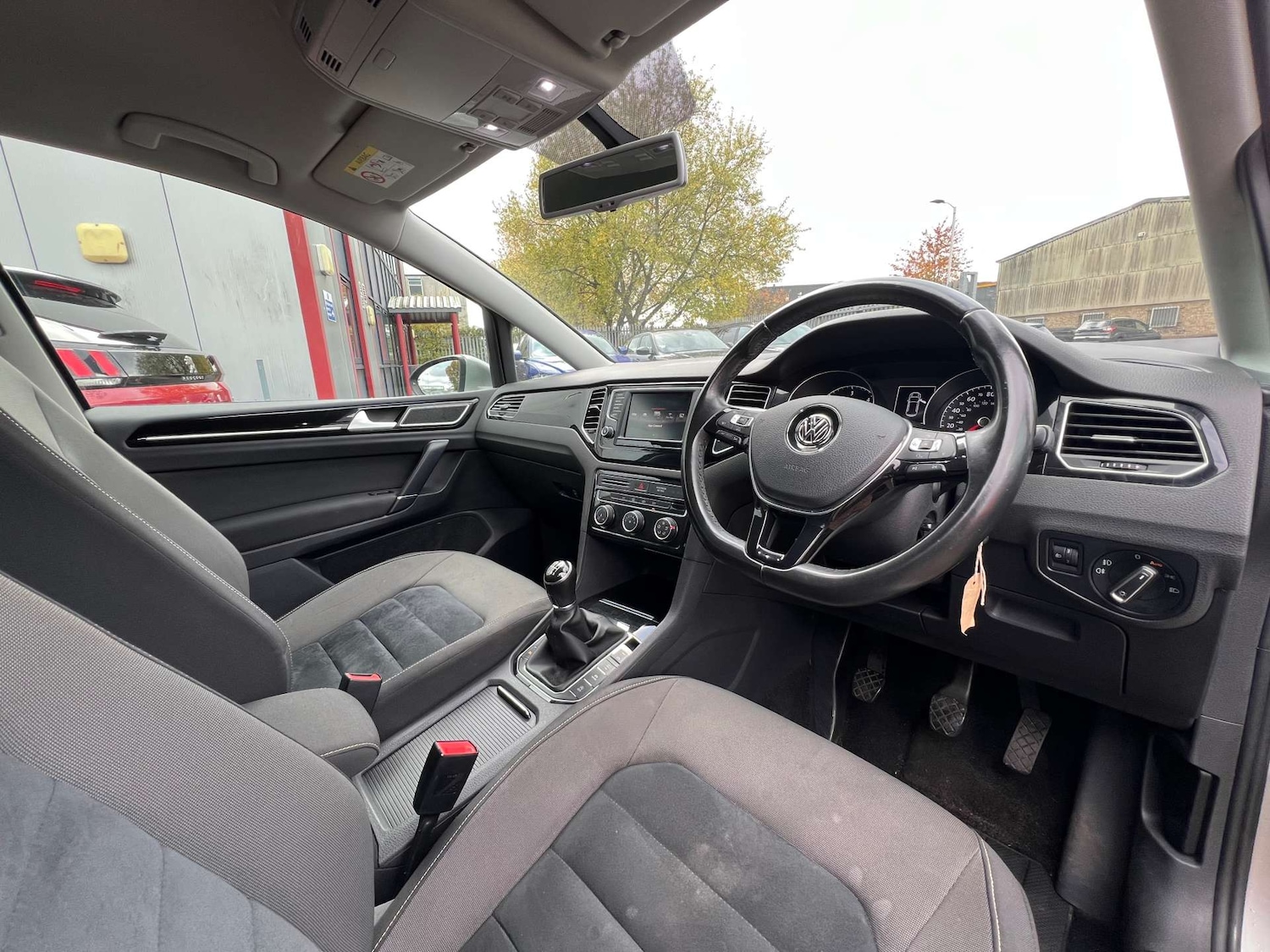 Used Volkswagen Golf SV 2015 for sale - 76320860: Photo 28