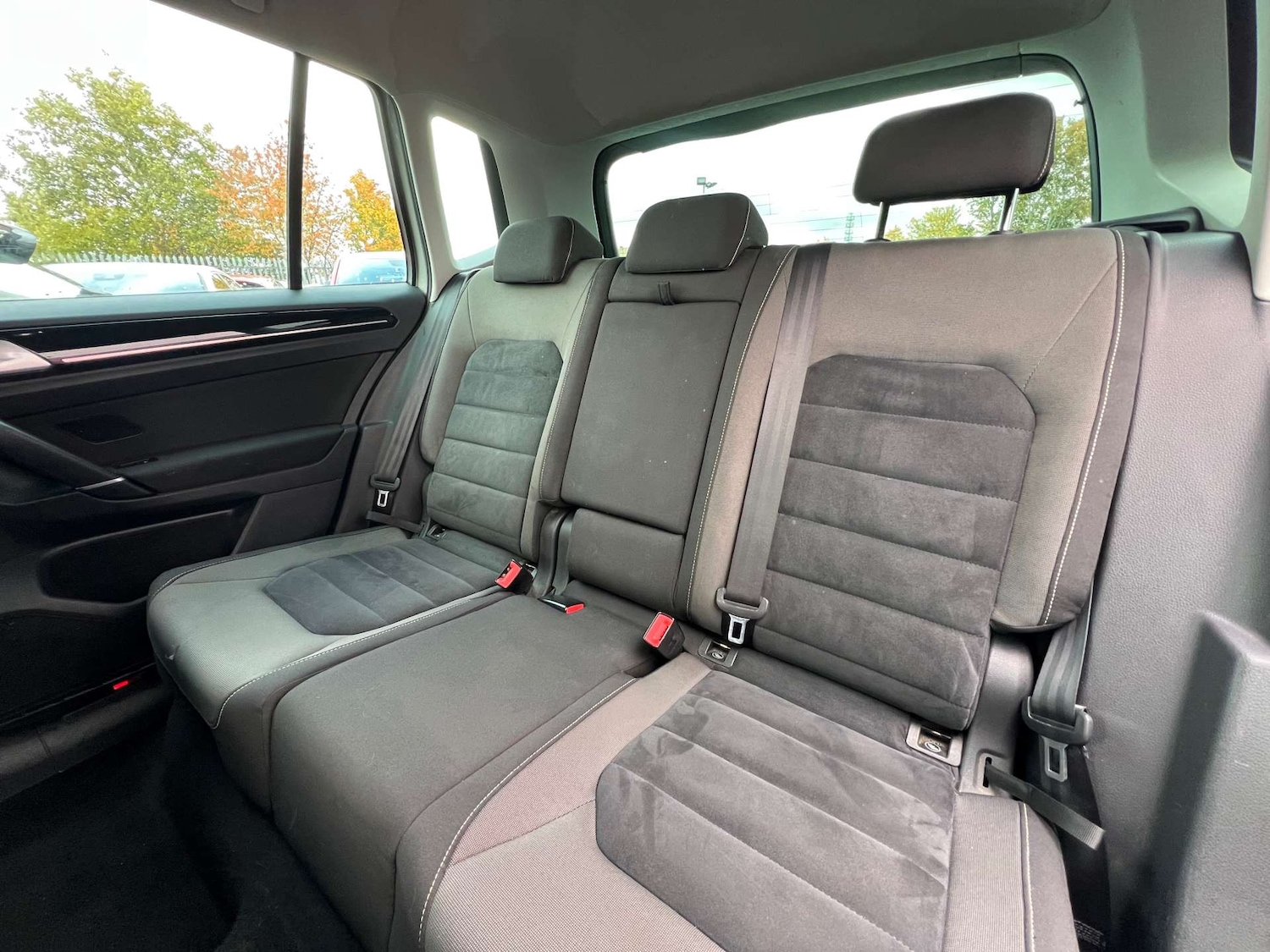 Used Volkswagen Golf SV 2015 for sale - 76320860: Photo 36